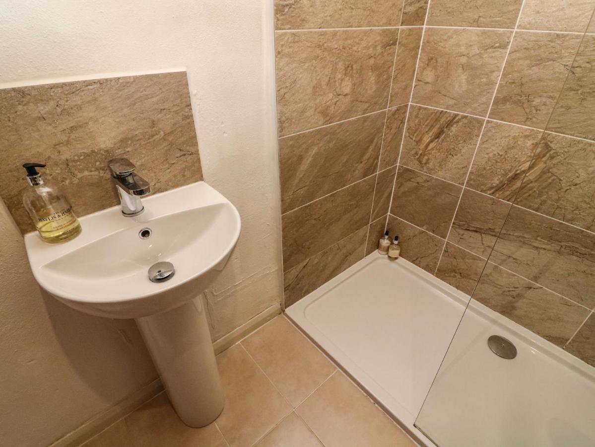 Courtyard Cottage เคิร์กบีลอนสเดล ภายนอก รูปภาพ